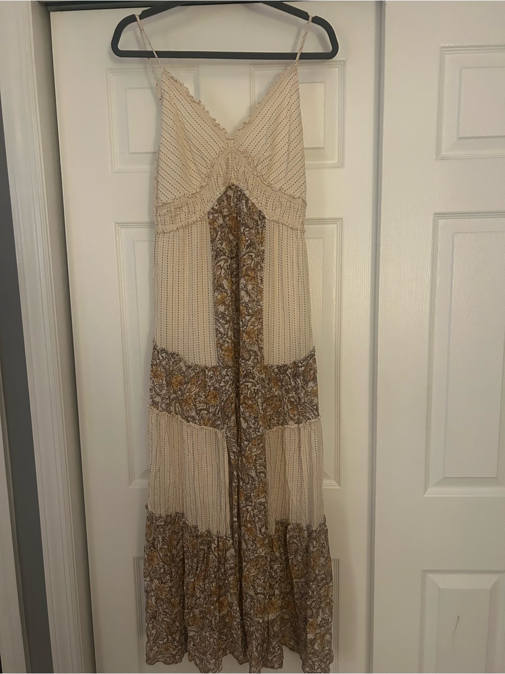 ILLA ILLA Cream Floral Crochet-Panel Maxi Dress - Picture 4 of 7